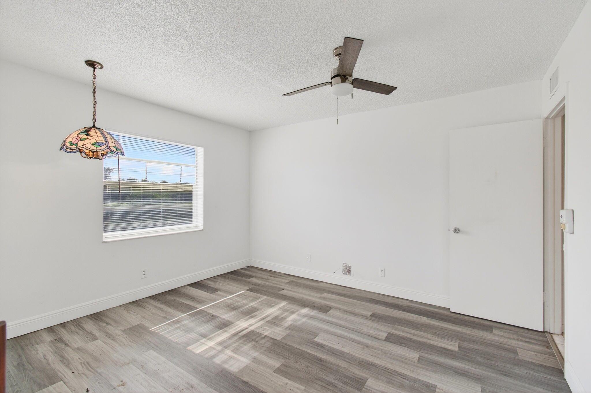 KINGS POINT - Residential Lease