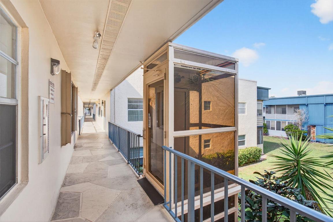 KINGS POINT - Residential Lease