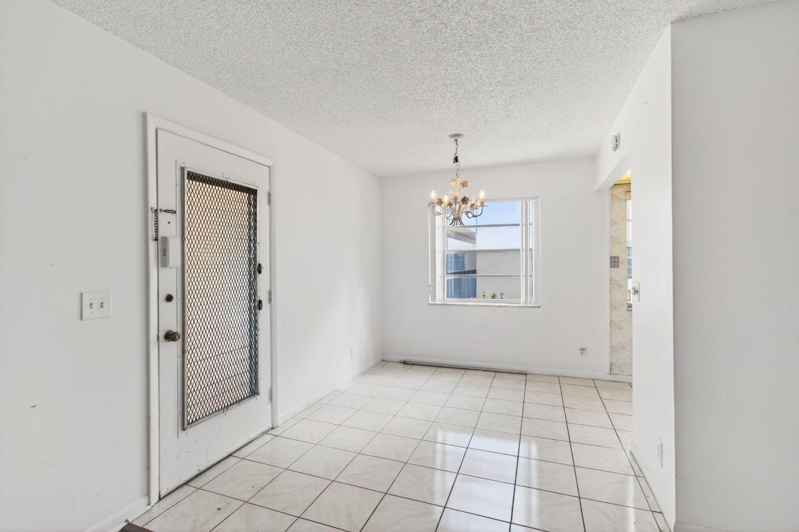 KINGS POINT - Residential Lease