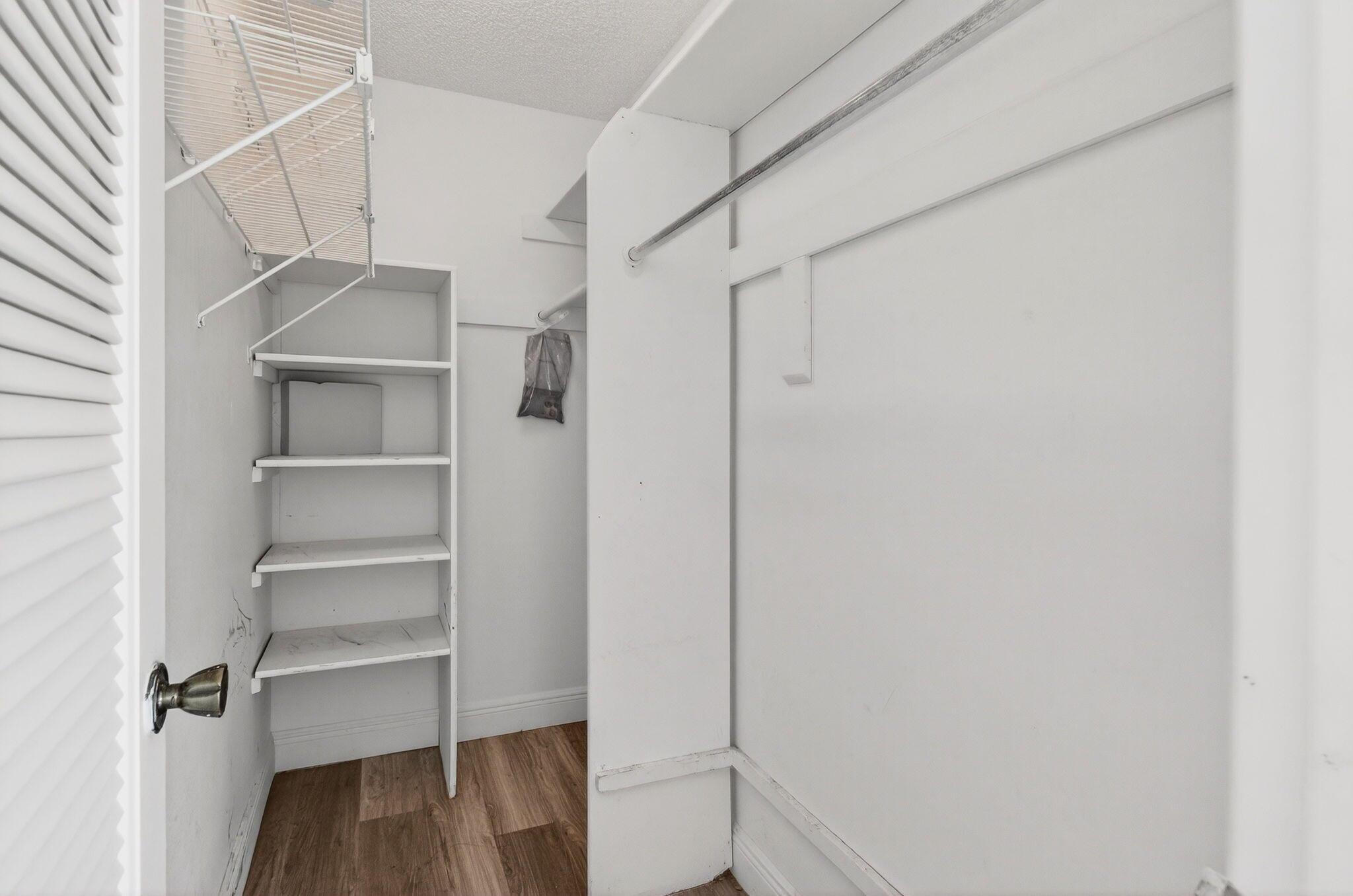 KINGS POINT - Residential Lease