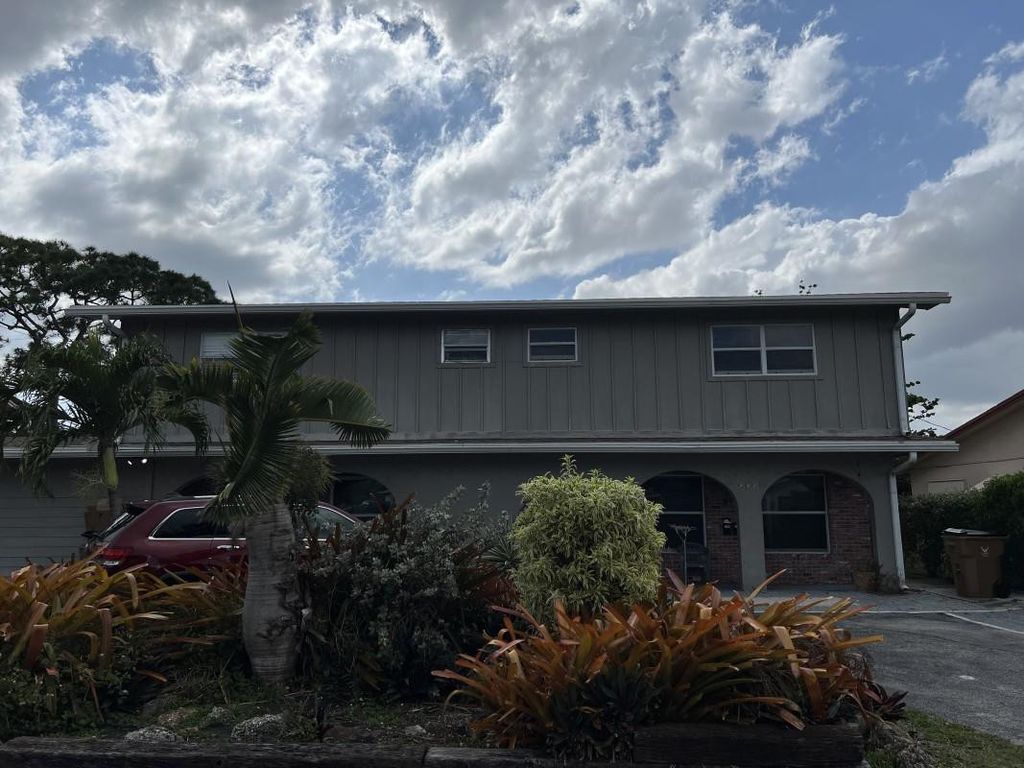 Photo of 279 SE 8th Terrace #A, Deerfield Beach, FL 33441 (MLS # B26033267)