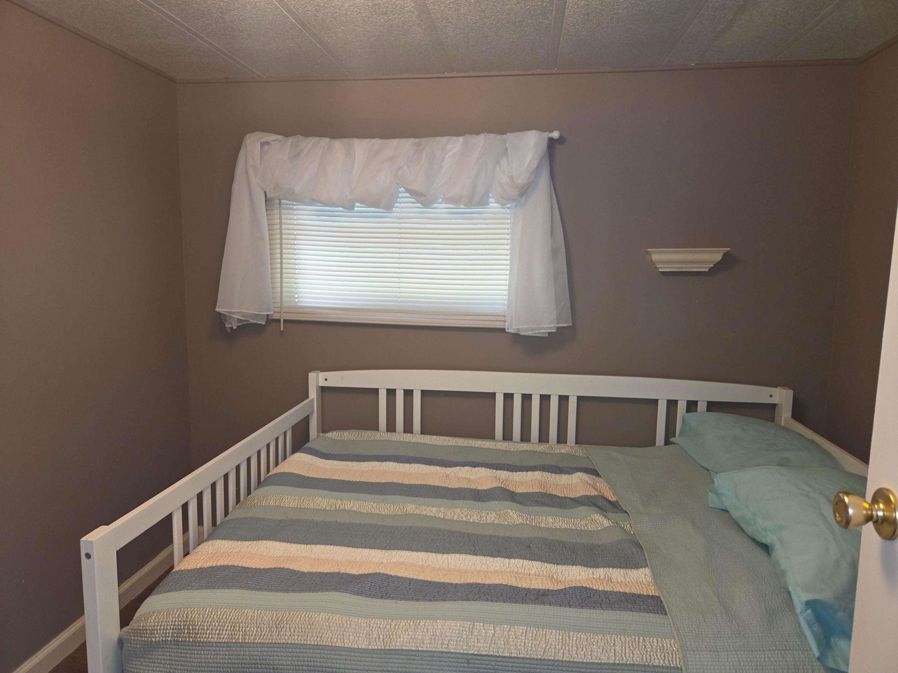 RIDGEWAY - Residential