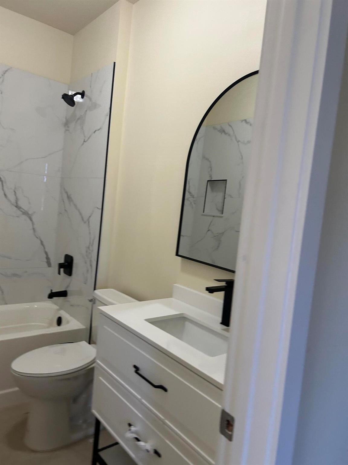 Saint Lucie County - Residential Lease