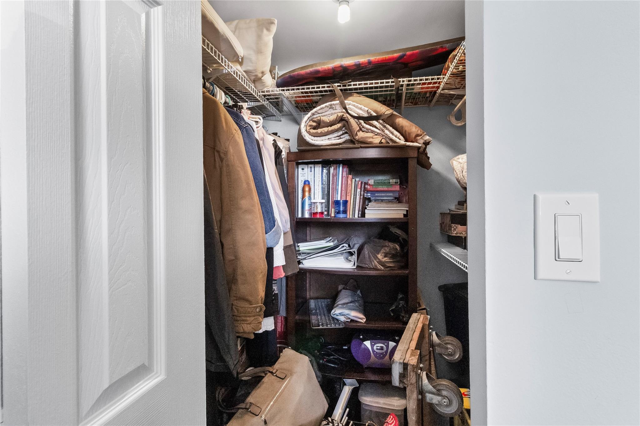 ROYAL PARK - Residential