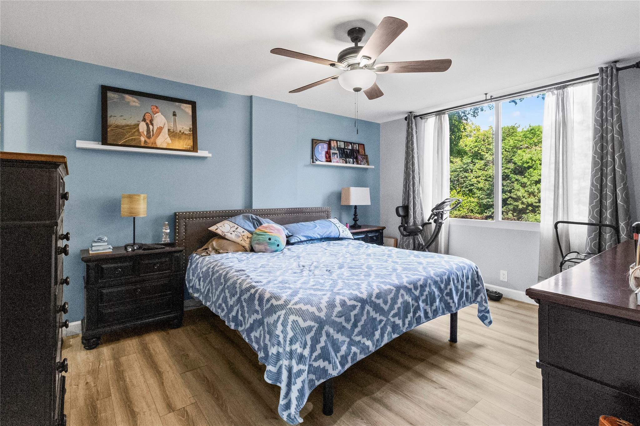 ROYAL PARK - Residential