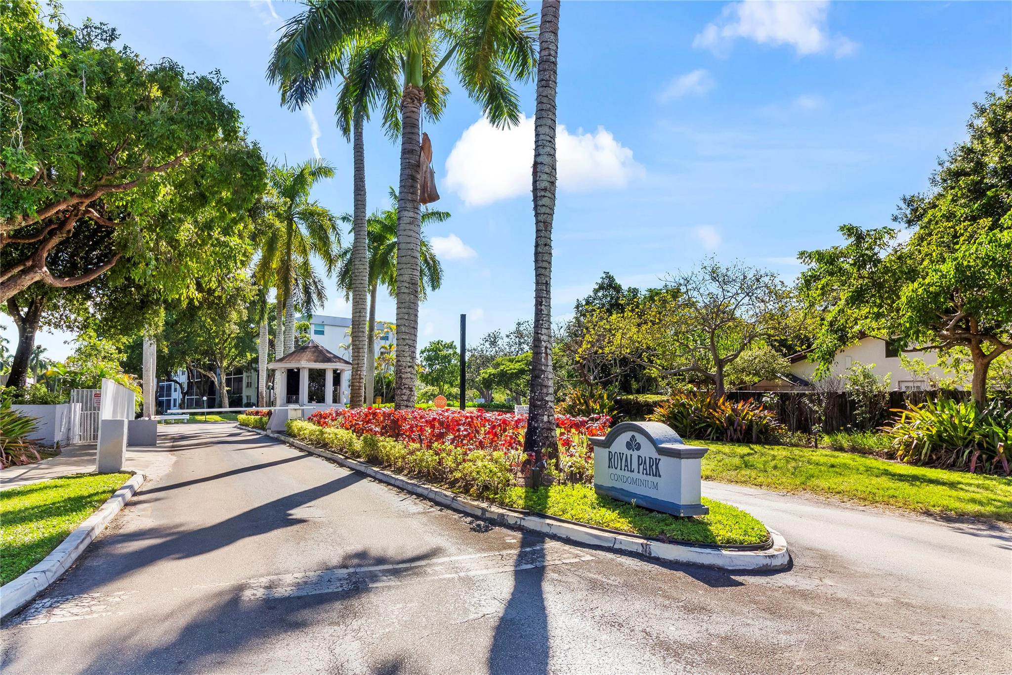 ROYAL PARK - Residential