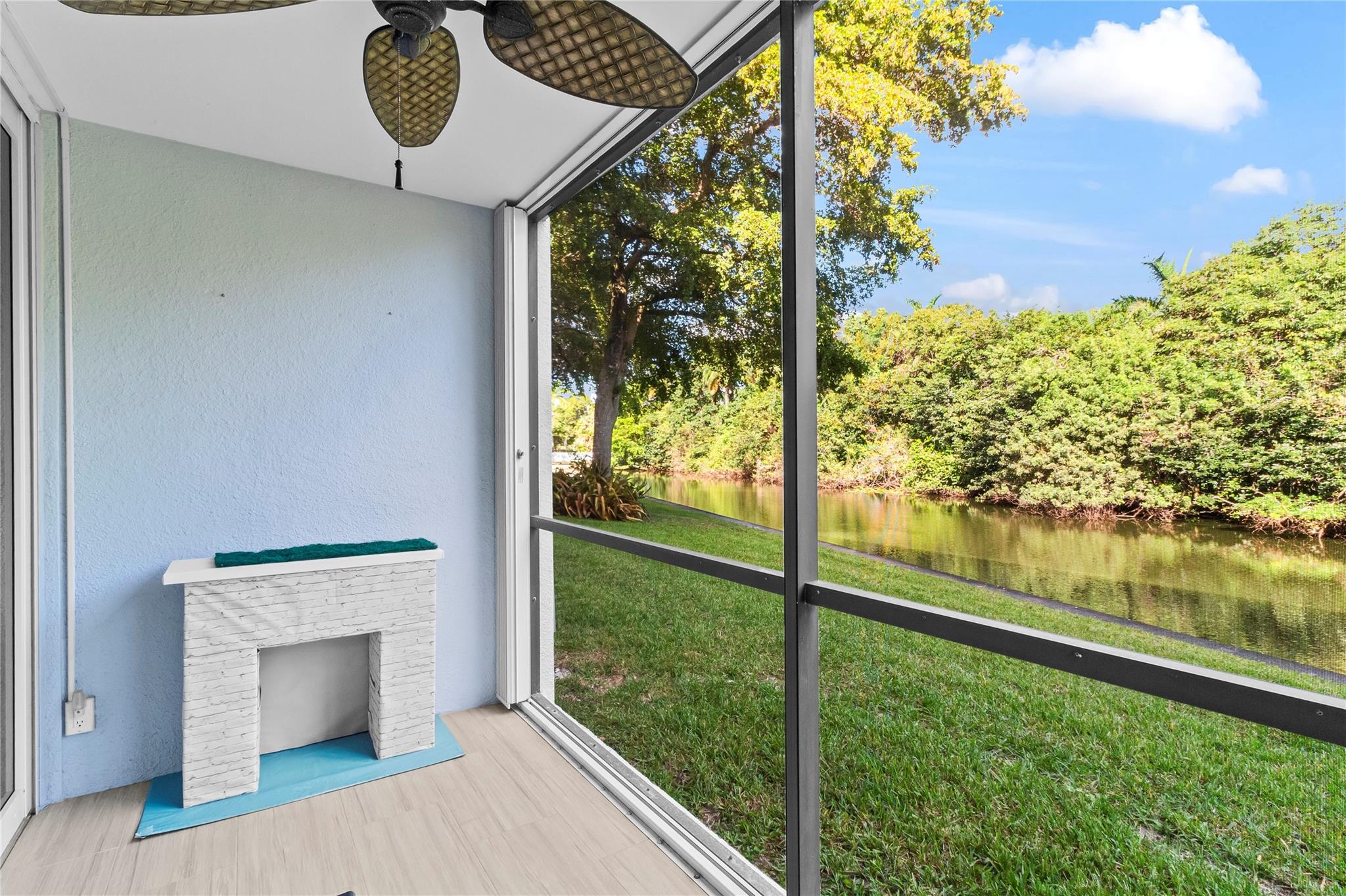 ROYAL PARK - Residential