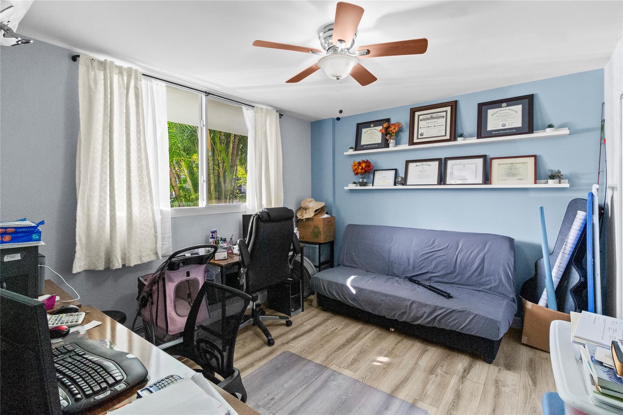 ROYAL PARK - Residential