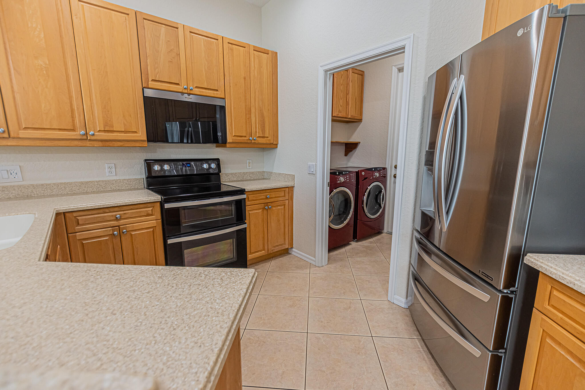 SAWGRASS LAKES, CRANE POINTE - Residential