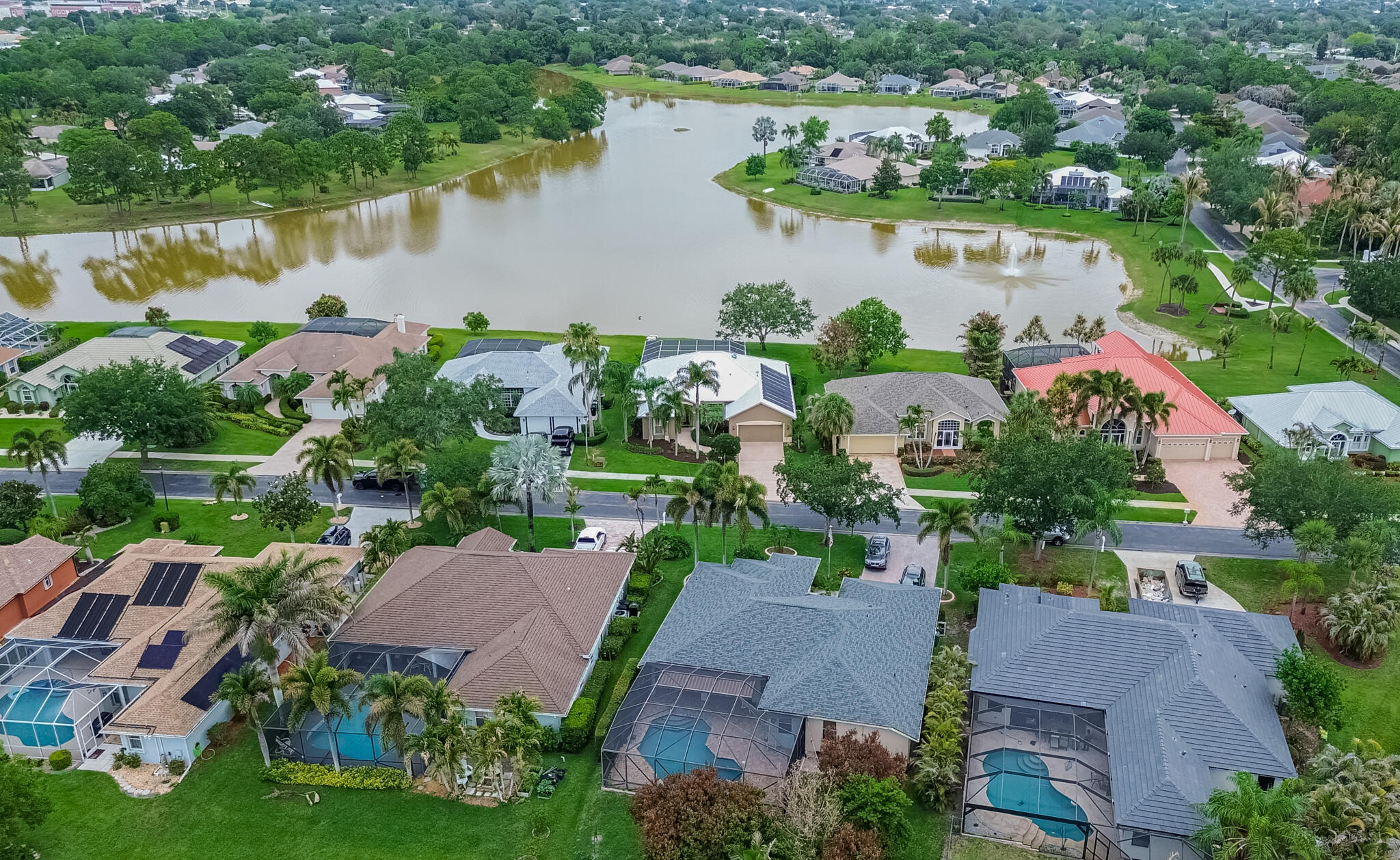 SAWGRASS LAKES, CRANE POINTE - Residential