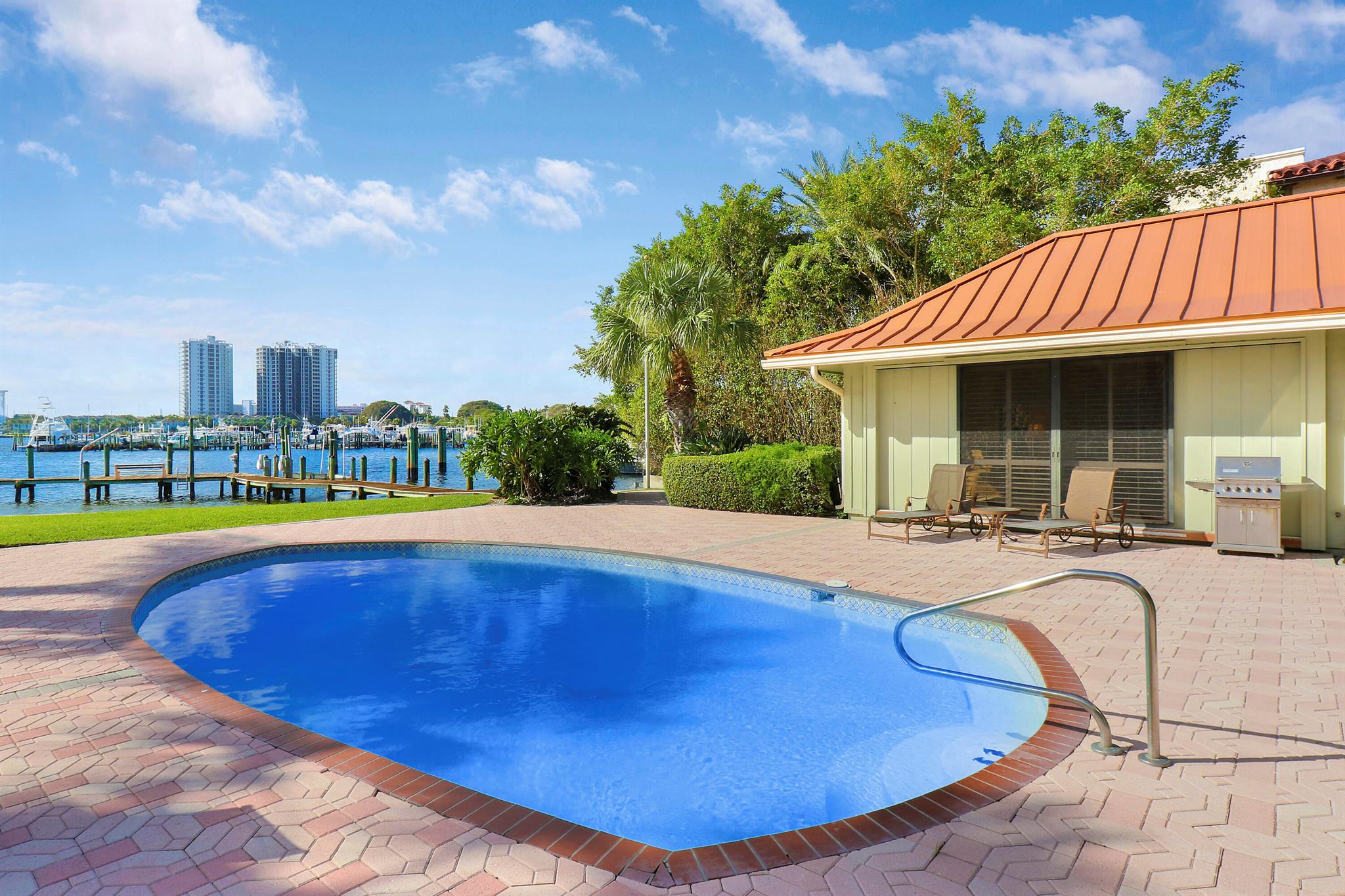 SEMINOLE BEACH - Residential