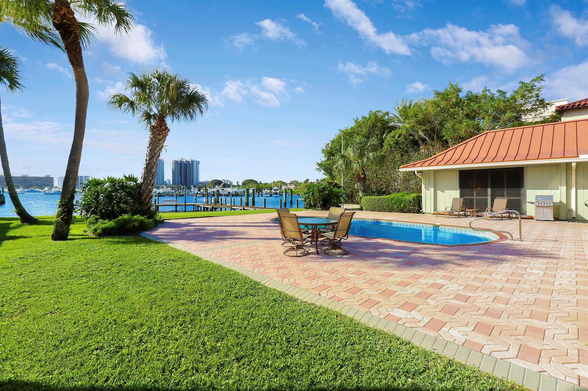 SEMINOLE BEACH - Residential