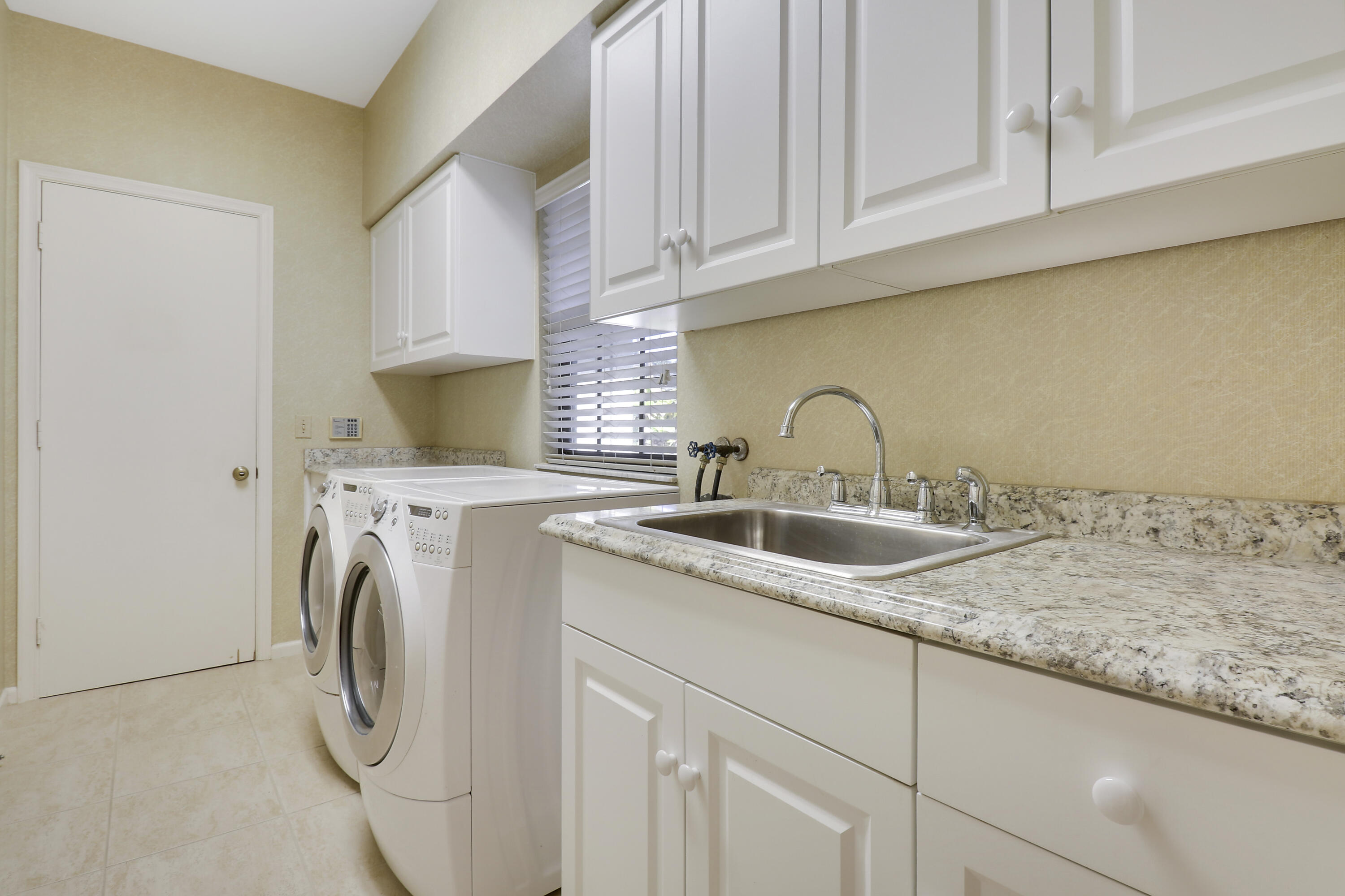 SEMINOLE BEACH - Residential