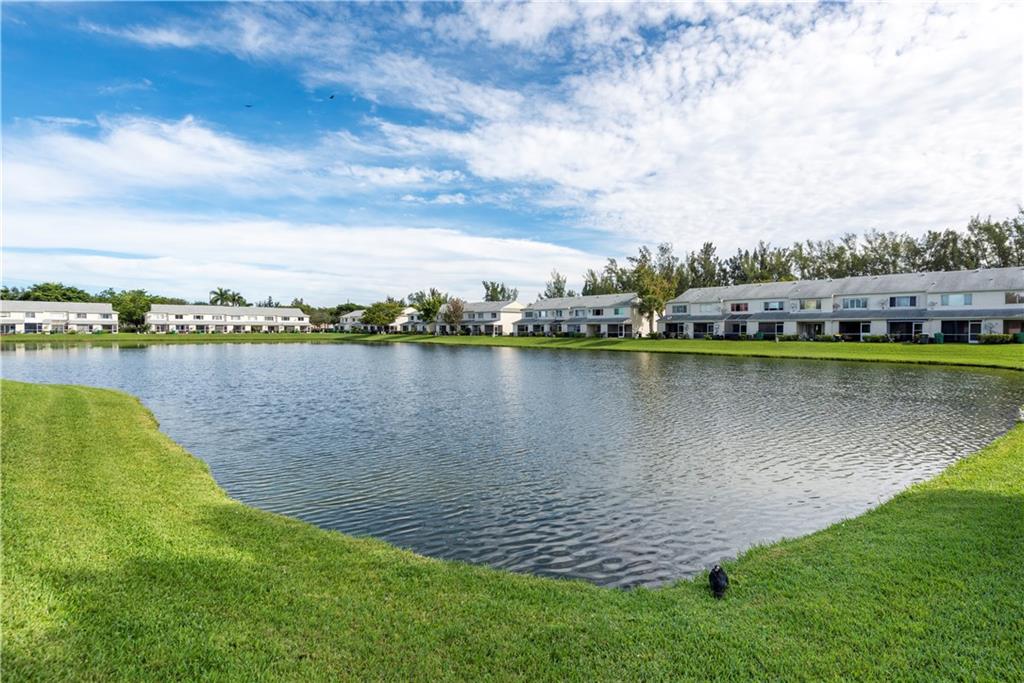 Banyan Oakridge Comm - Residential