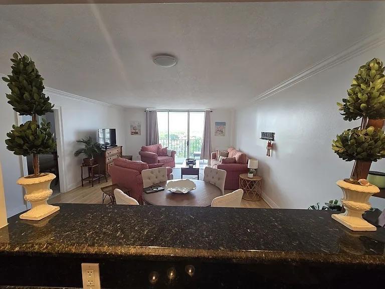 OCEAN PLACE - Residential Lease