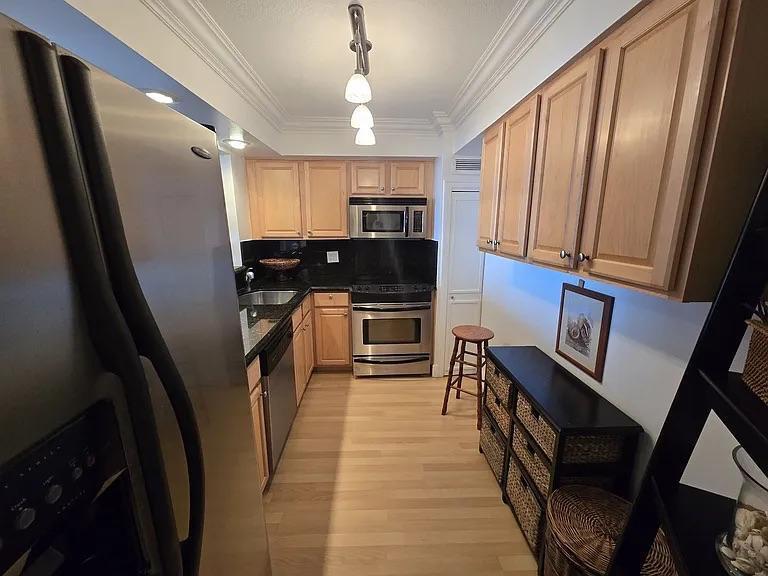OCEAN PLACE - Residential Lease