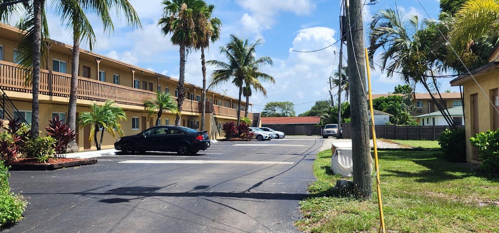 Photo of 620 NW 7th Avenue #28, Pompano Beach, FL 33060 (MLS # B26046484)