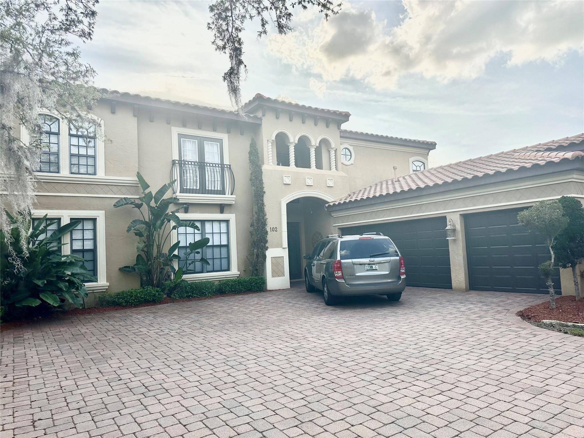 102 SAN LUCIA DR