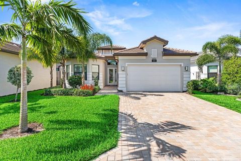 9333 Mountain Pine Grove Boynton Beach FL 33473