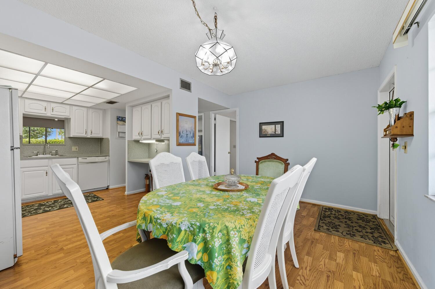 ROYAL POINT MANOR EAST CO - Residential