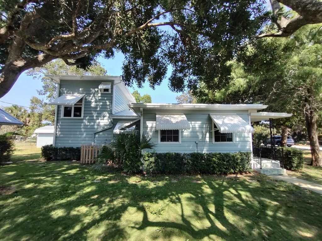 Photo of 1161 NE Martin Avenue, Jensen Beach, FL 34957 (MLS # R10889473)