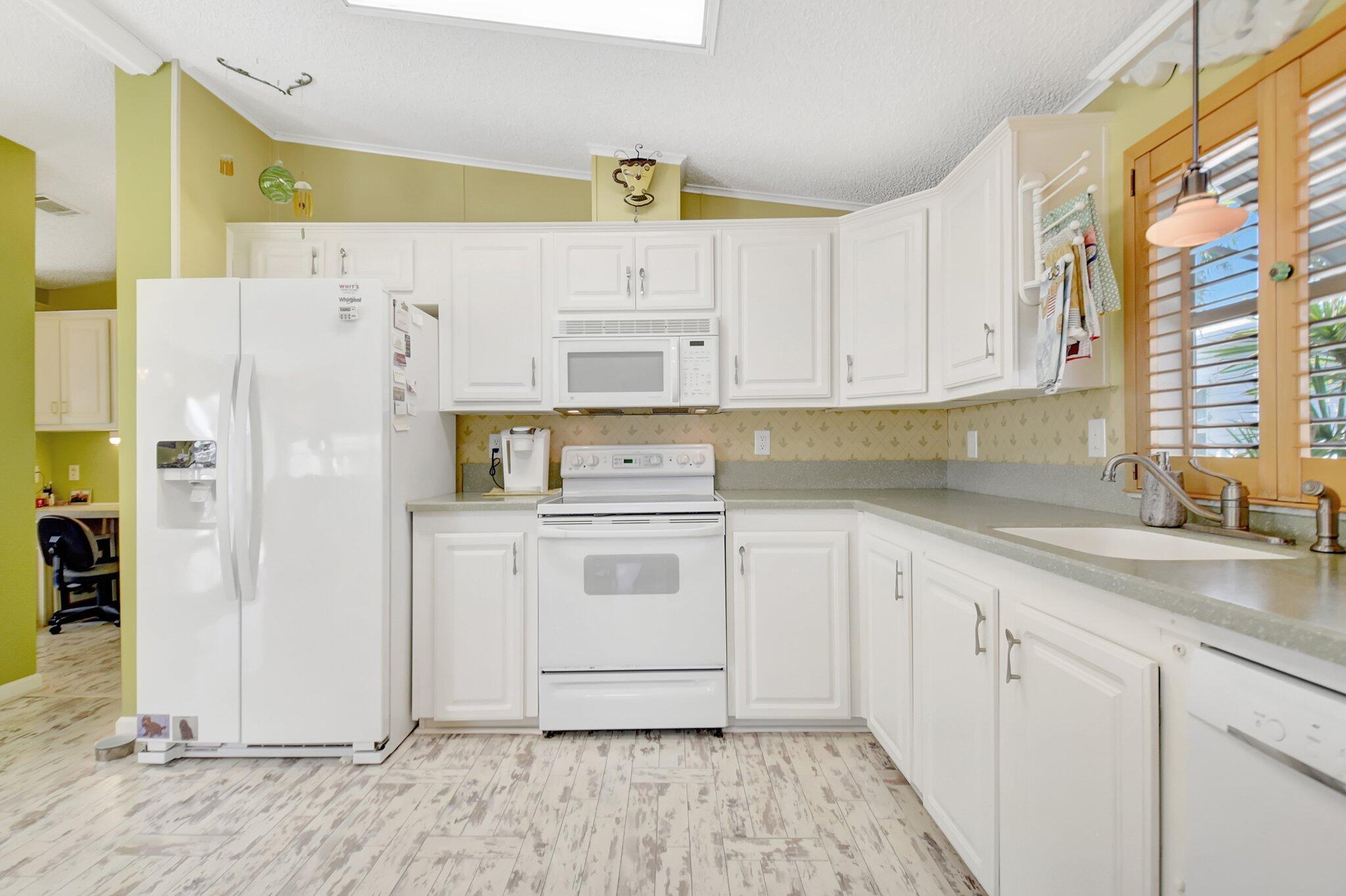 BRINY BREEZES INC - Residential