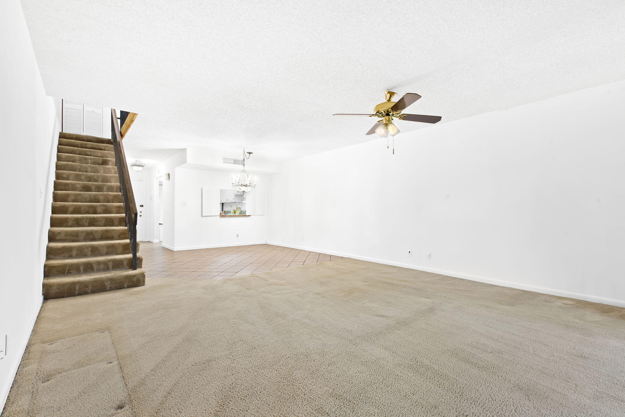 COURTS OF INVERRARY PHASE I - Residential