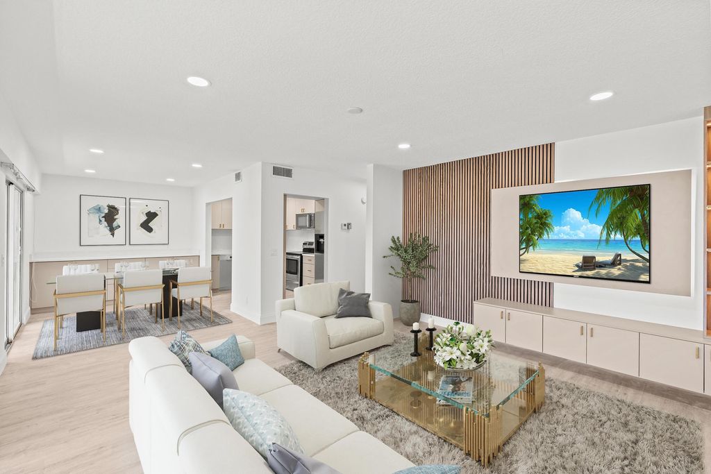 Photo of 204 Mansfield E Fld #204, Boca Raton, FL 33434 (MLS # B26004609)