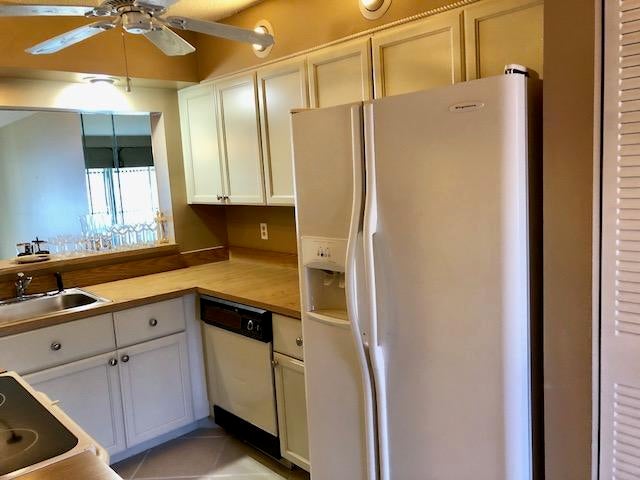 Photo of 7844 Willow Spring Drive #1715, Lake Worth, FL 33467 (MLS # B26040964)