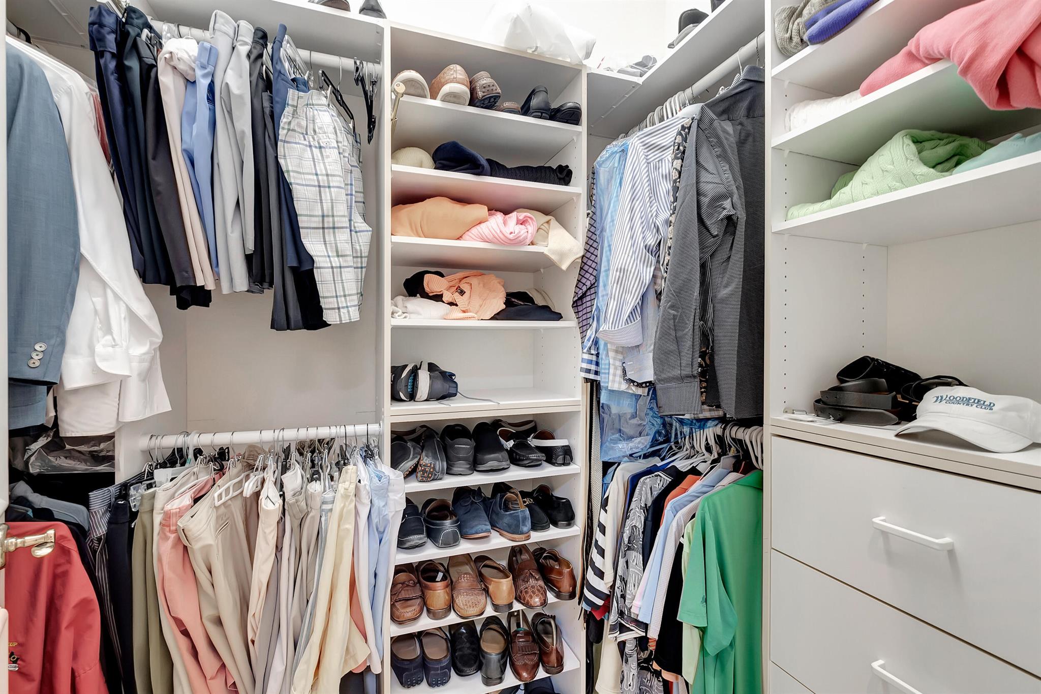 LANDINGS AT WOODFIELD COU - Residential