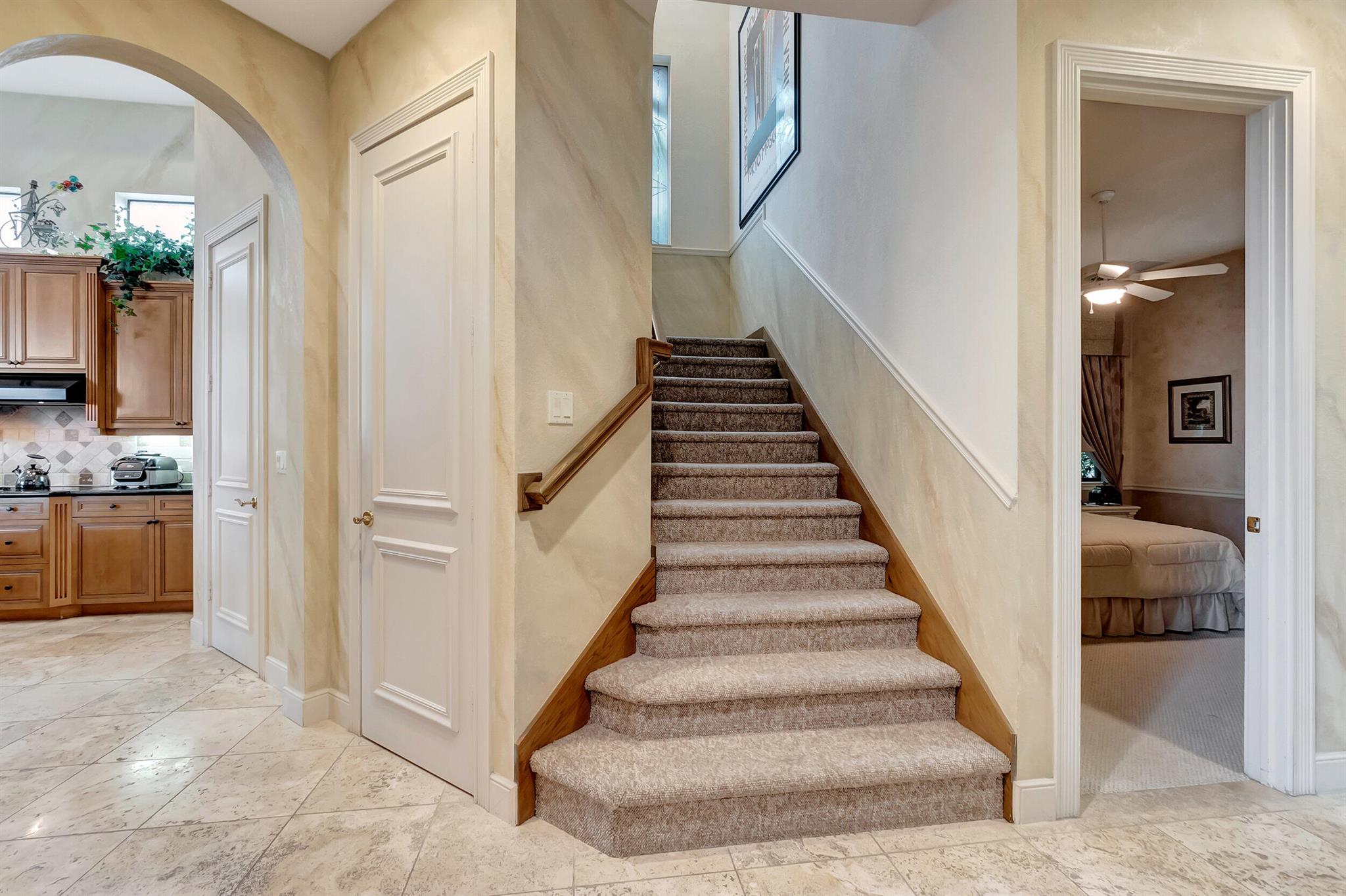 LANDINGS AT WOODFIELD COU - Residential