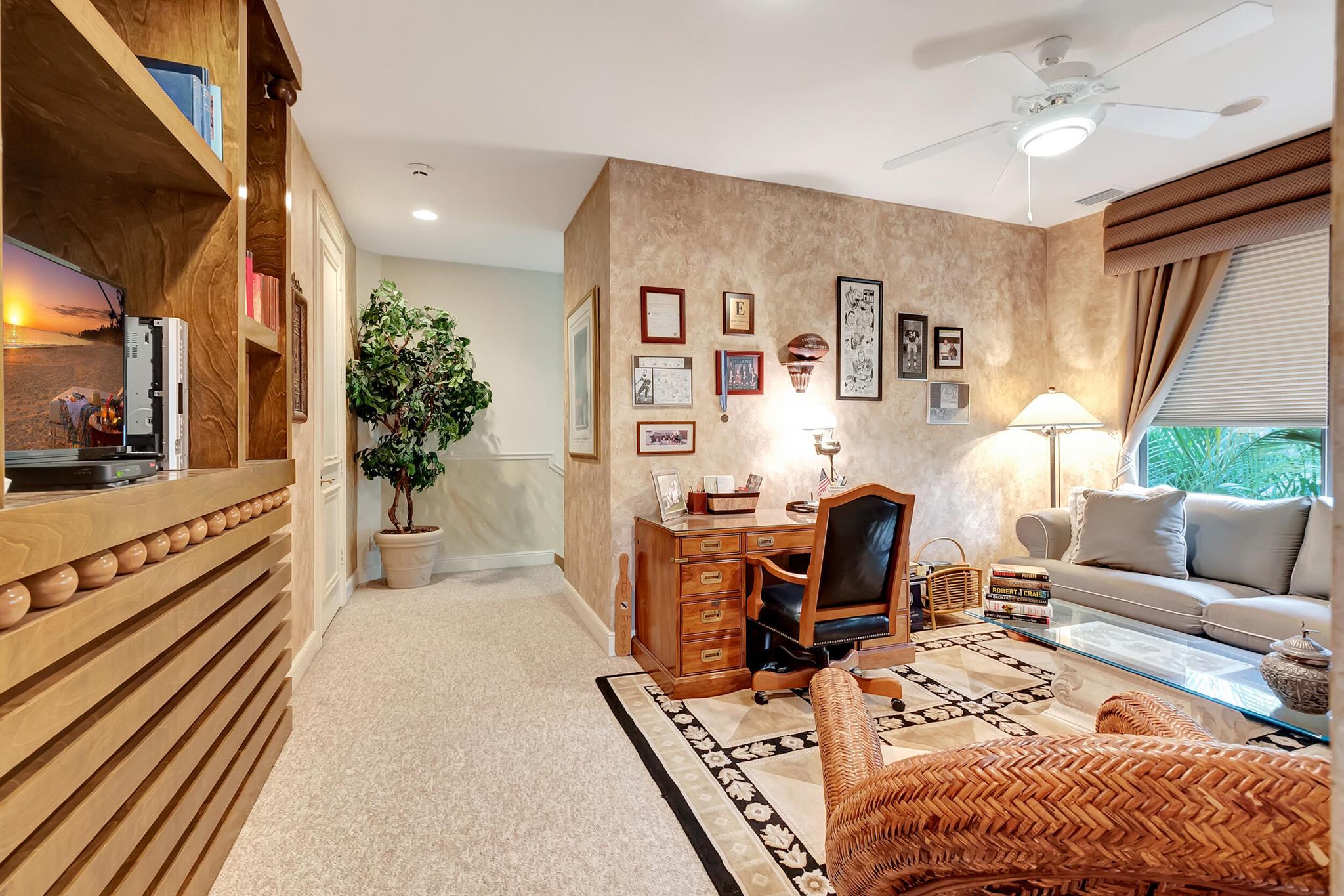 LANDINGS AT WOODFIELD COU - Residential