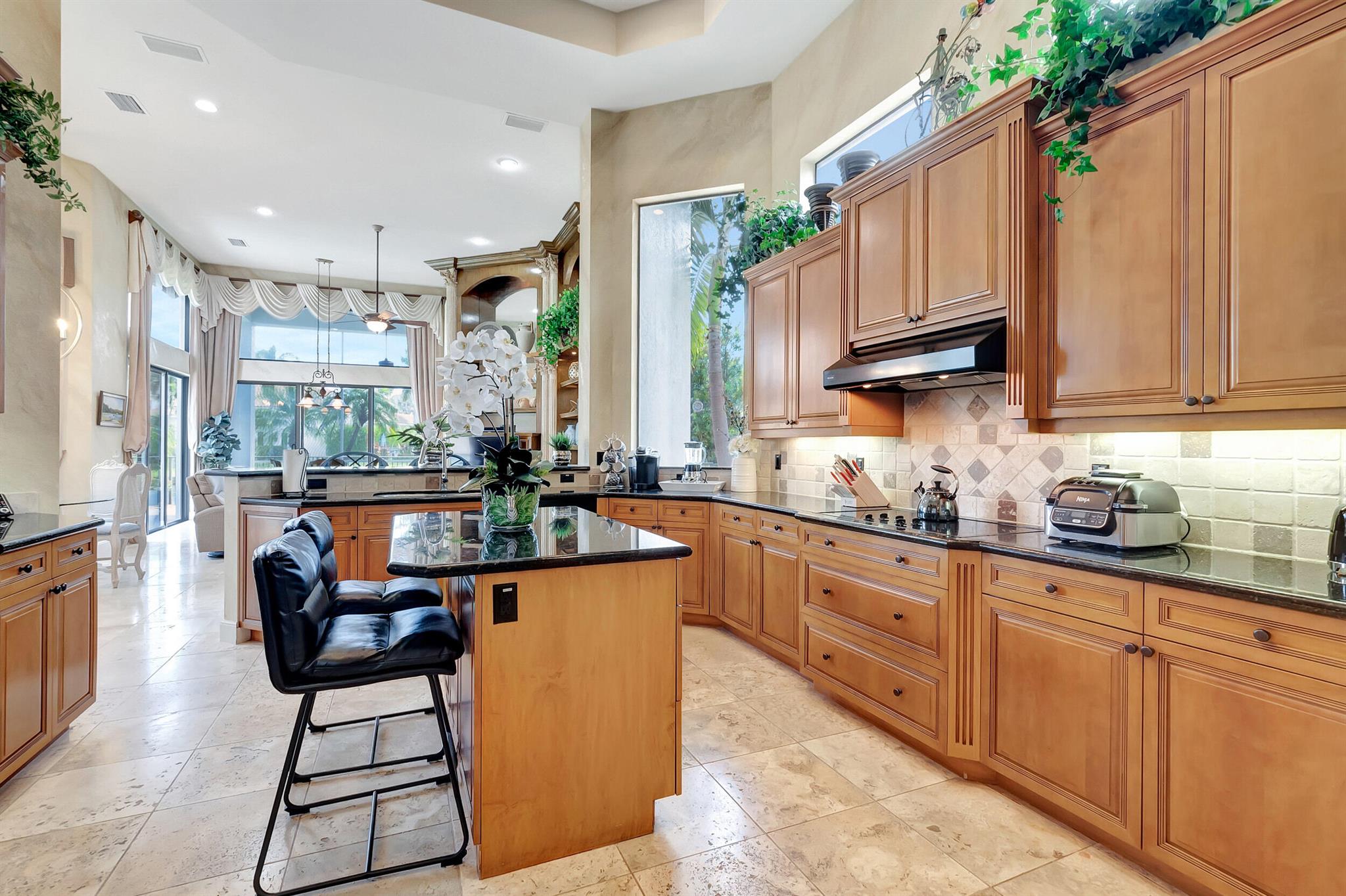 LANDINGS AT WOODFIELD COU - Residential