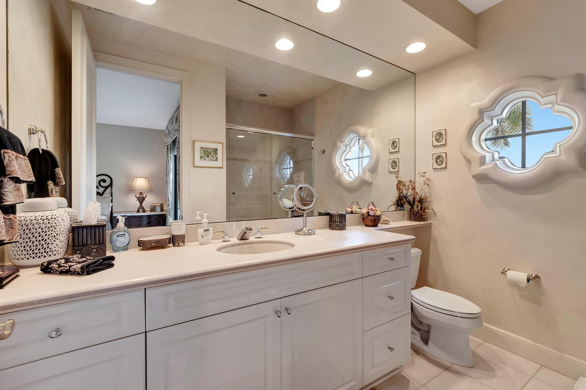 LANDINGS AT WOODFIELD COU - Residential