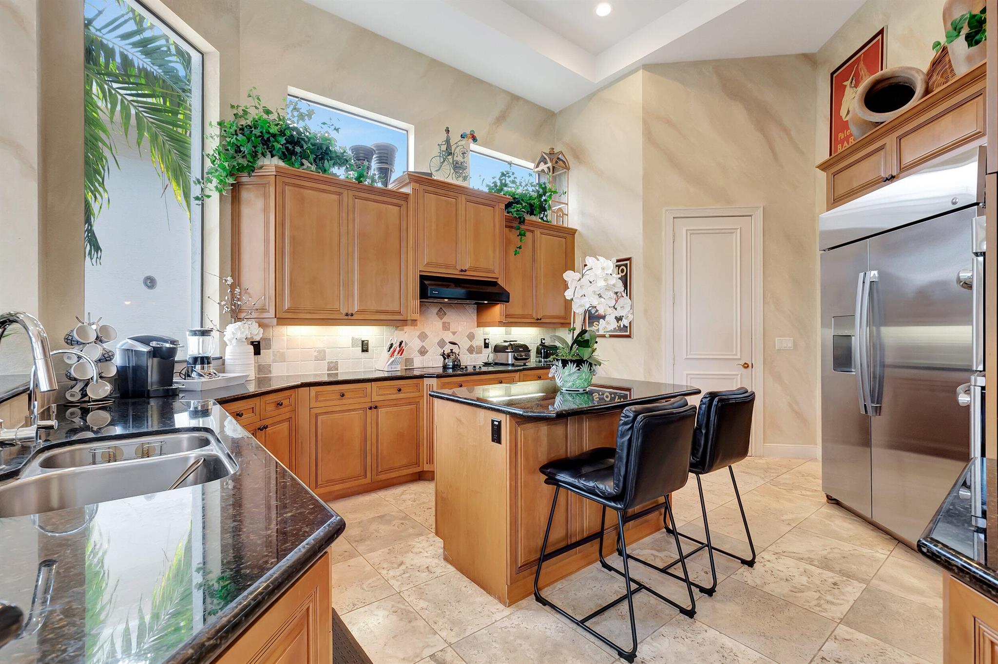 LANDINGS AT WOODFIELD COU - Residential