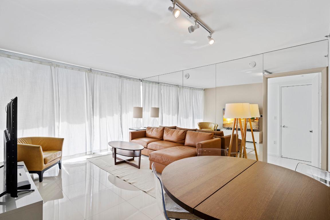 495 Brickell Avenue 911