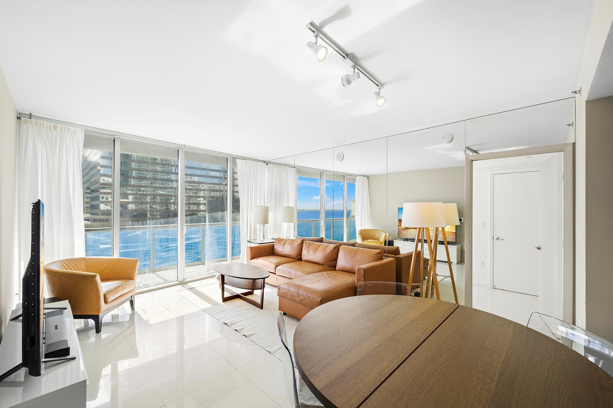 ICON BRICKELL NO TWO - Residential