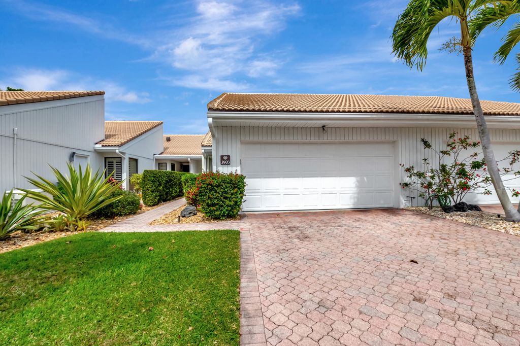 Photo of 19880 Sawgrass Lane #3903, Boca Raton, FL 33434 (MLS # R11068253)