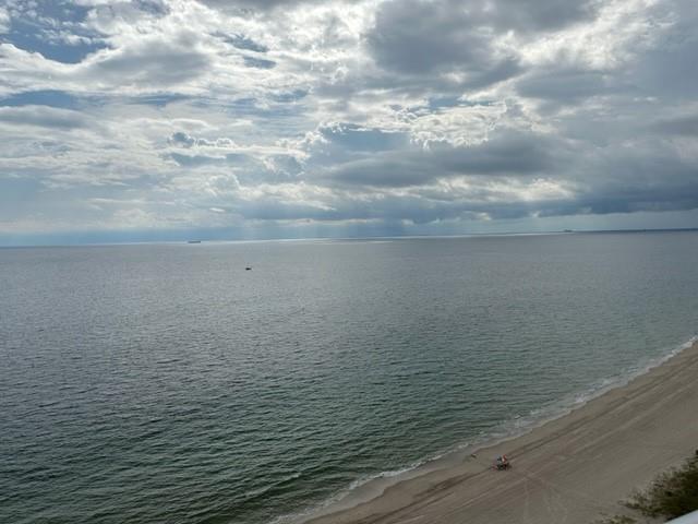 Aquazul - Residential