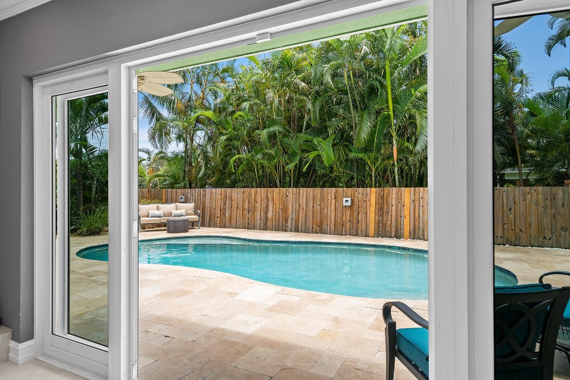 Coral Point 31-27 B - Residential