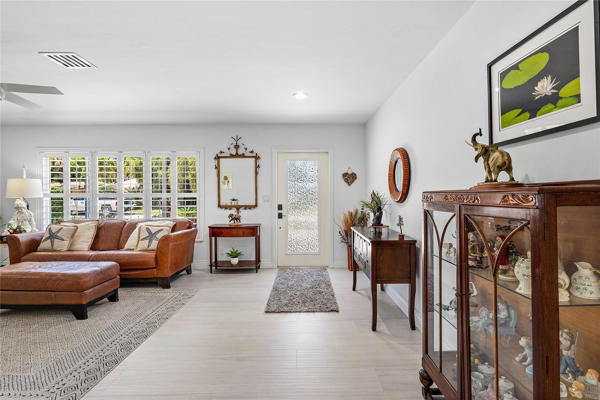 LIGHTHOUSE POINT FIRST SE - Residential