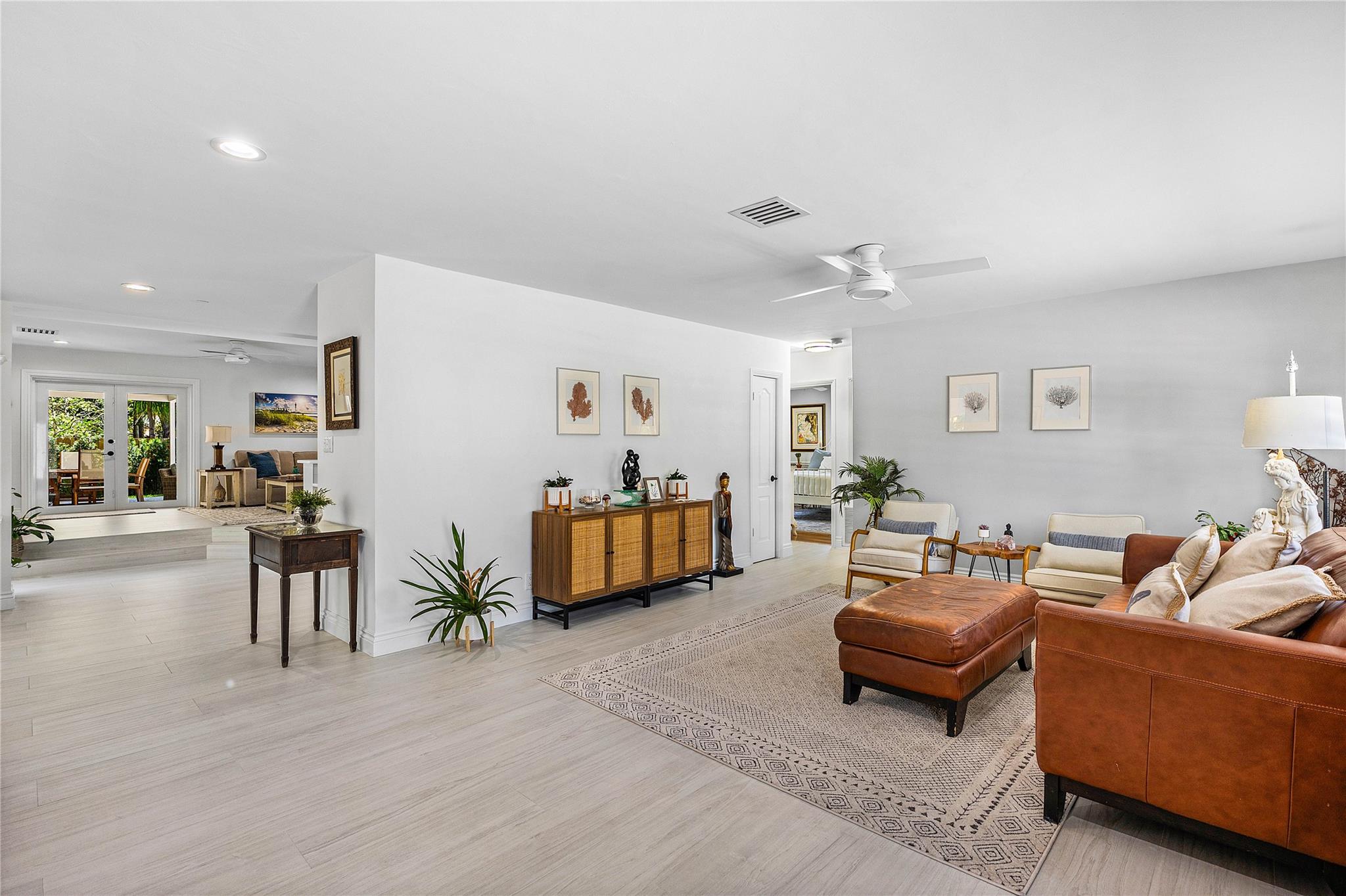 2642 NE 26th Ter