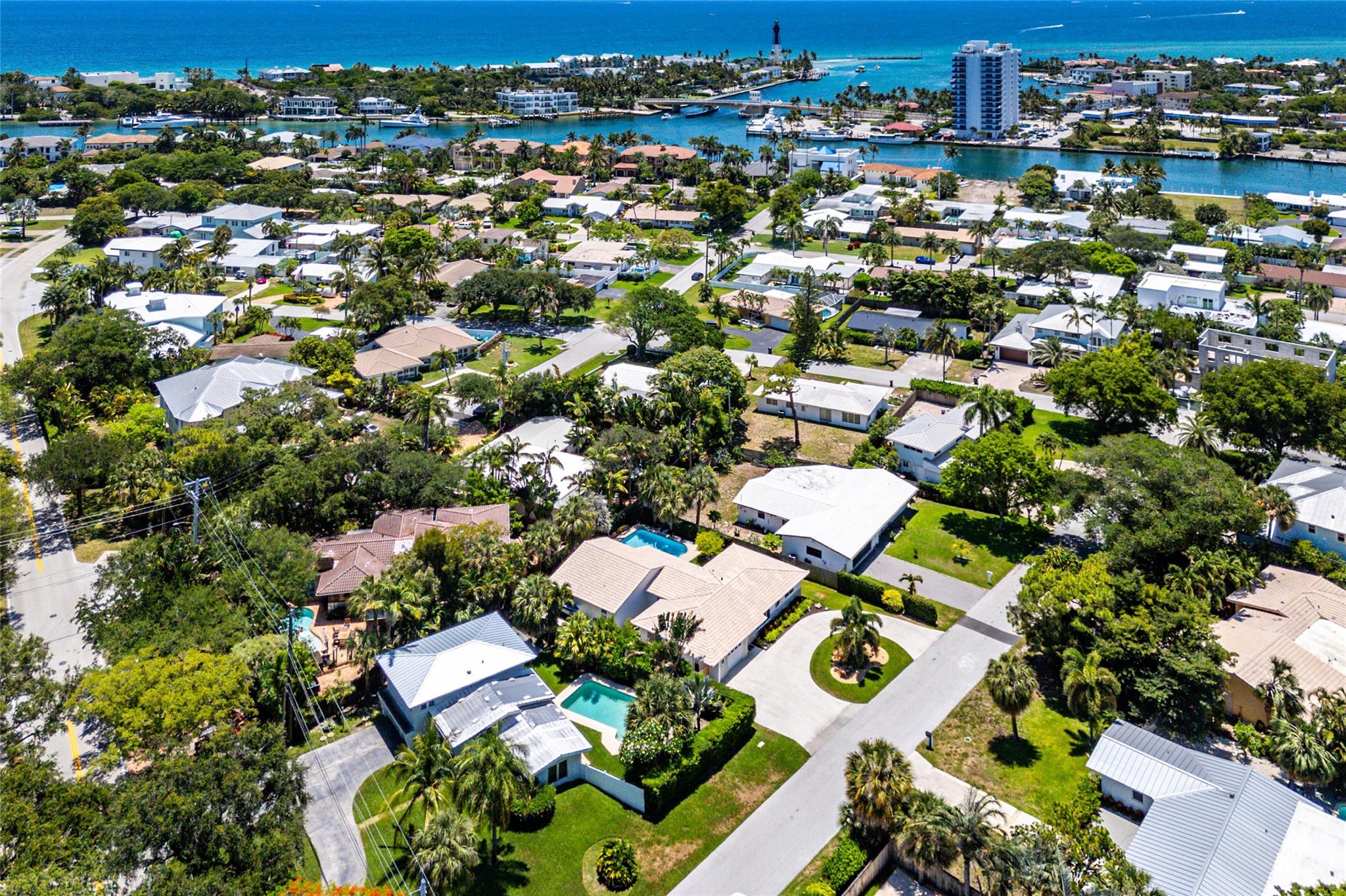 LIGHTHOUSE POINT FIRST SE - Residential