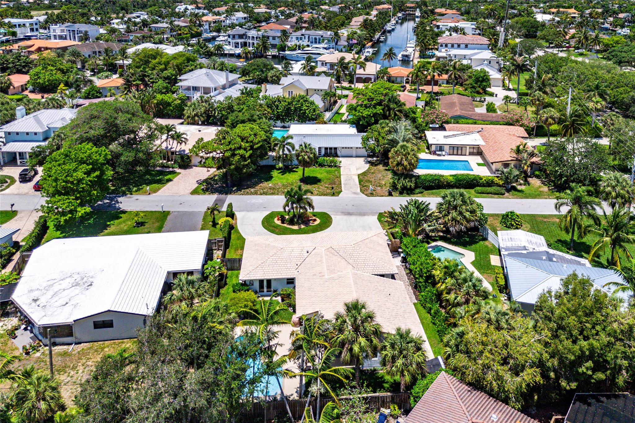 LIGHTHOUSE POINT FIRST SE - Residential