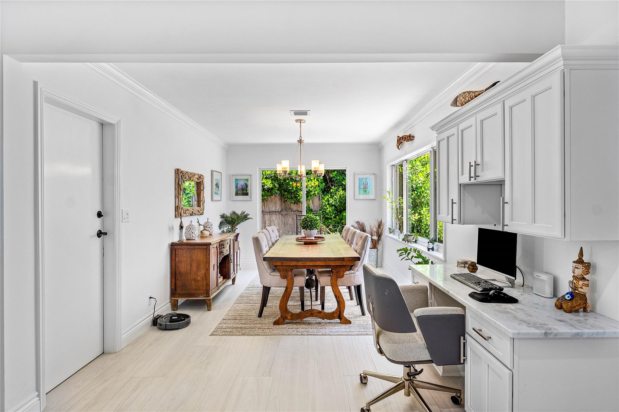 LIGHTHOUSE POINT FIRST SE - Residential