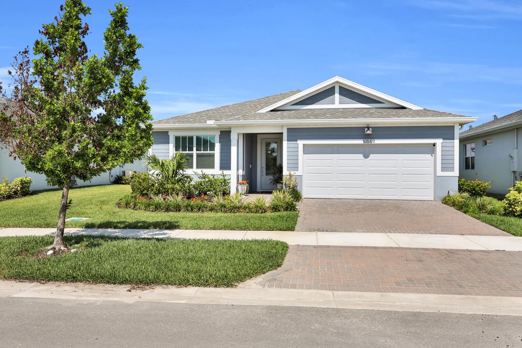 Photo of 10559 SW Orana Drive, Port Saint Lucie, FL 34987 (MLS # B26026663)