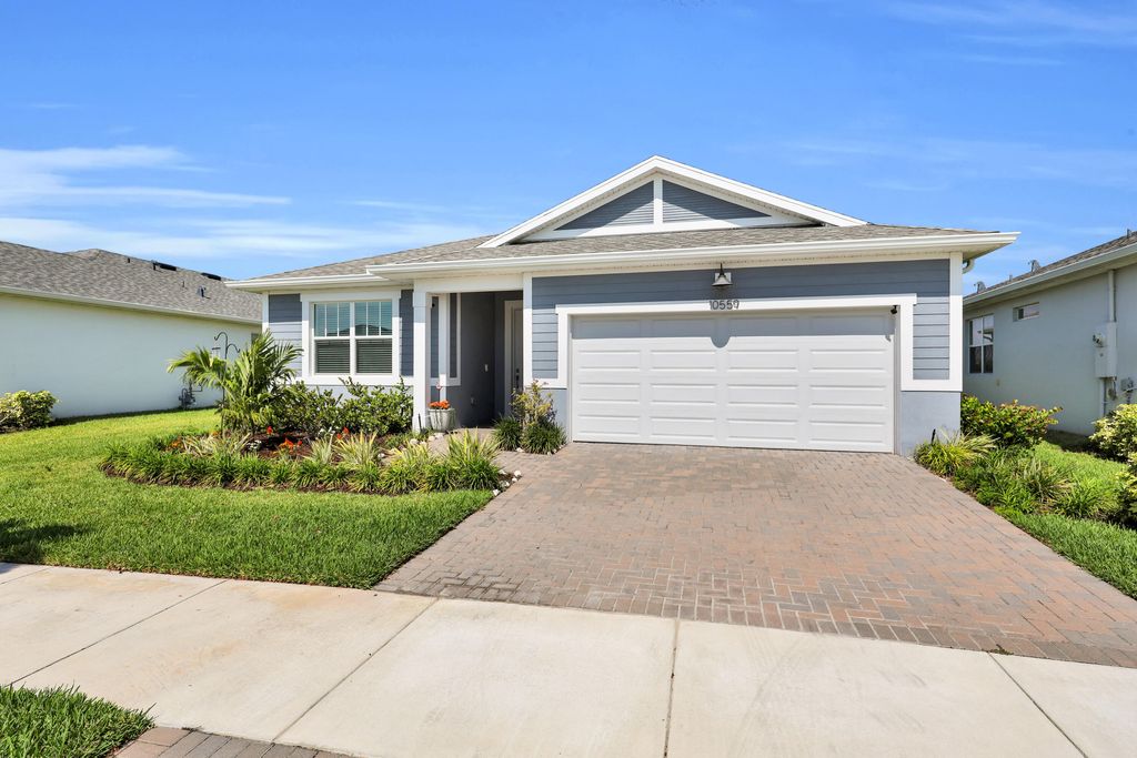 Photo of 10559 SW Orana Drive, Port Saint Lucie, FL 34987 (MLS # B26026663)