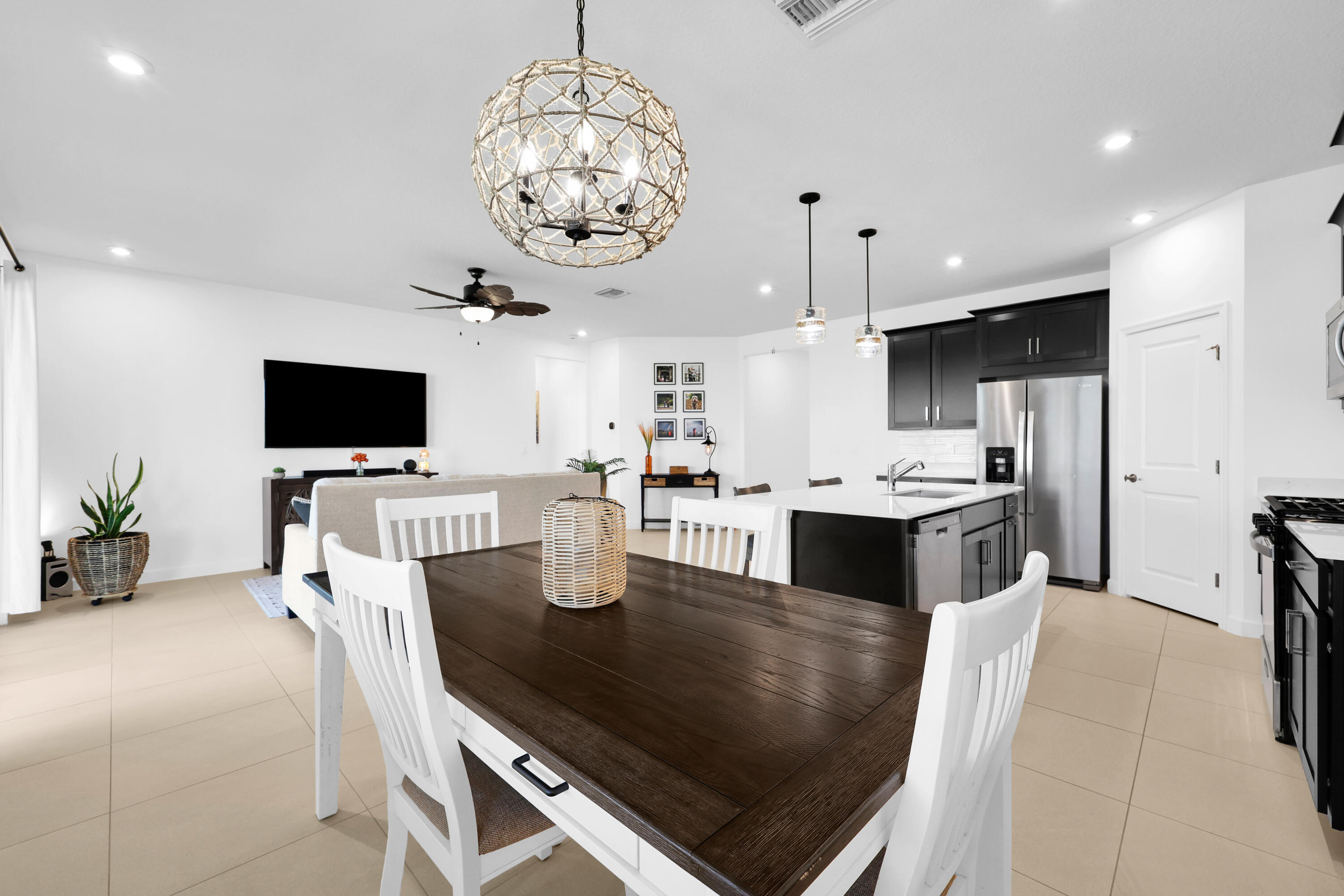 CADENCE PHASE II - Residential