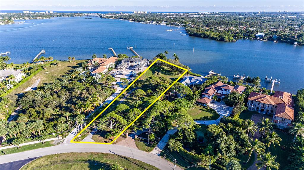 Pennock Point - Land