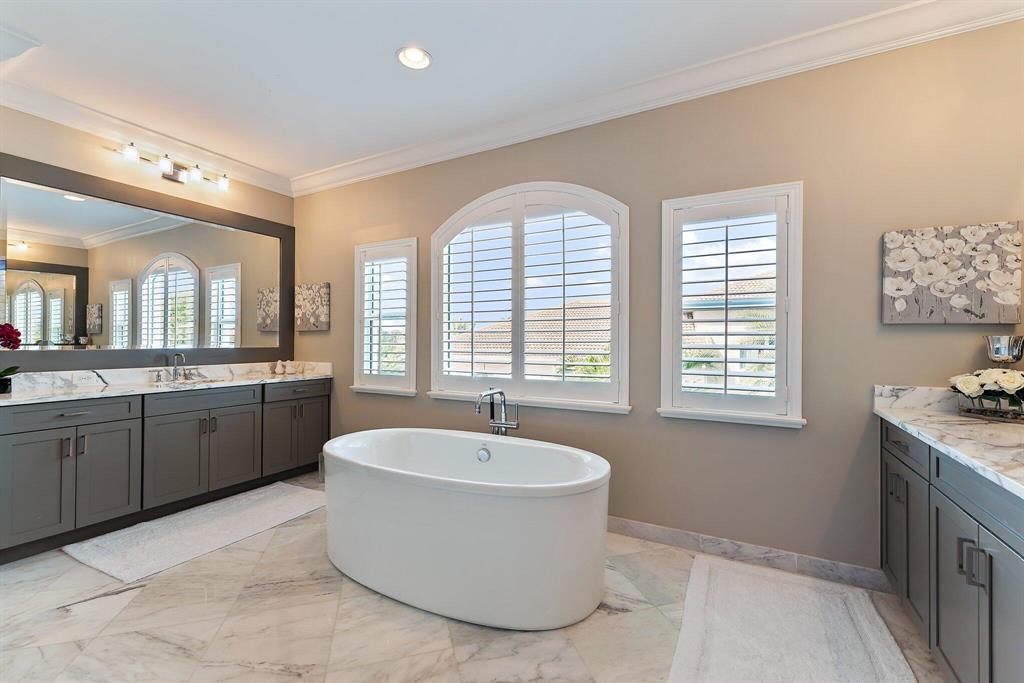 JUPITER COUNTRY CLUB - Residential